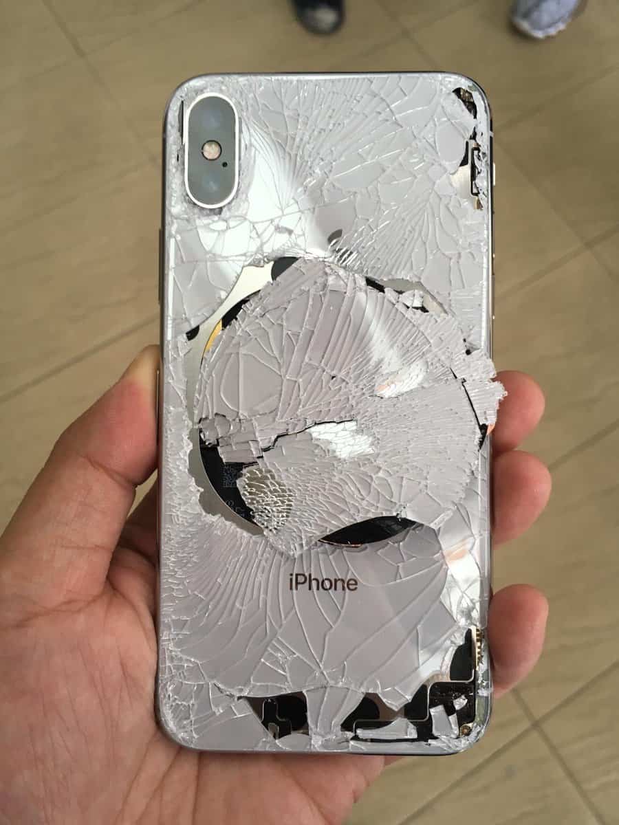 iphone x broken